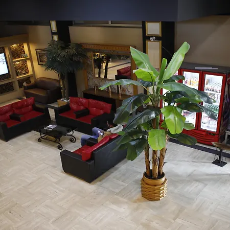 Safir Hotel 4*