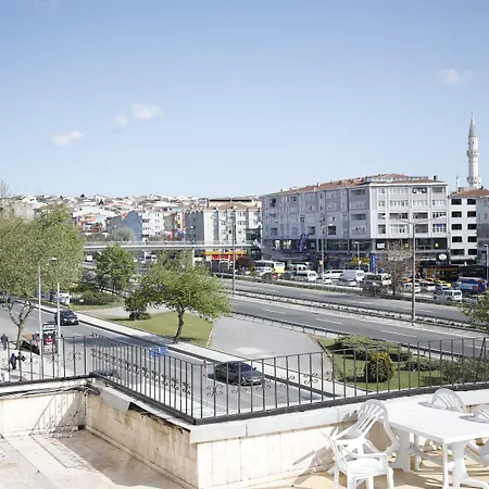 Safir Hotel 4*